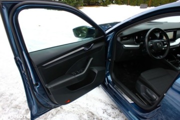 Skoda Octavia IV Kombi 2.0 TDI 115KM 2021 Skoda Octavia Skoda Octavia 2.0 TDI Style 2.0 Diesel 115KM, zdjęcie 31