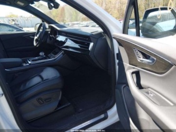 Audi Q7 II (4M) 2023 Audi Q7 2023 AUDI Q7 PREMIUM 45 TFSI QUATTRO TIPTRONIC 2.0 Benzyna 261KM, zdjęcie 5
