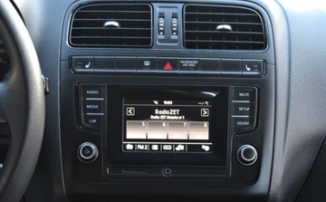 Volkswagen Polo V Hatchback 3d Facelifting 1.0 60KM 2015 Volkswagen Polo 1.0 i Komputer Podgrzewane fotele 1 rok gwarancji w cen, zdjęcie 20