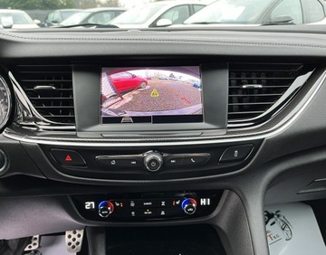 Opel Insignia II Sports Tourer Facelifting 2.0 Diesel 174KM 2021 Opel Insignia Salon Pl / Bezwypadkowy / Automat, zdjęcie 16