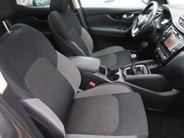 Nissan Qashqai II Crossover Facelifting 1.3DIG-T 140KM 2019 Nissan Qashqai 1.3 DIG-T, Salon Polska, zdjęcie 8