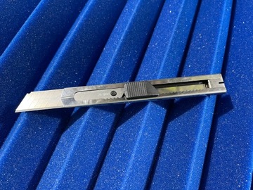 НОЖ ДЛЯ ЗВУКОЗВУЧАЮЩИХ КОВРИКОВ из ПЕНА БУТИЛА Технический обивочный битмат