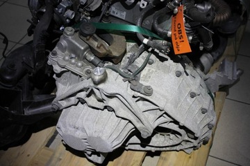 VOLVO V50 S40 C30 C70 D3 MANUALNA SKRZYNIA 1283193