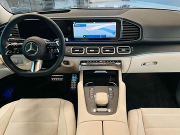 Mercedes GLS X167 SUV Facelifting 3.0 450d 367KM 2025 MERCEDES-BENZ GLS 450 d 4-MATIC AMG Line 3.0 (367KM) 2025, zdjęcie 7