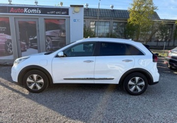 Kia Niro I Crossover 1.6 GDi Hybrid 141KM 2018 Kia Niro Faktura 23 full wersja , grzane wentylowane fotele 1.6 141KM, zdjęcie 1