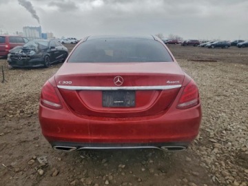 Mercedes Klasa C W205 2018 Mercedes-Benz Klasa C 300 4Matic 2018 2.0 Benzyna 241KM, zdjęcie 2