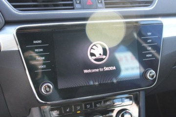 Skoda Superb III Kombi Facelifting 2.0 TSI 190KM 2020 Škoda Superb Skoda Superb Ambition DSG Nawigacja, zdjęcie 22