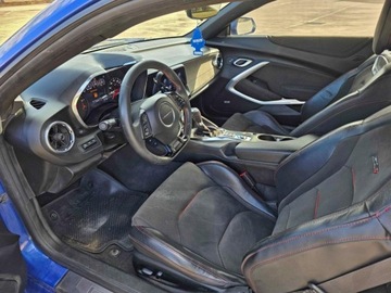 Chevrolet Camaro VI 2020 Chevrolet Camaro ZL1 2020 6.2l 6.2 Benzyna 650KM, zdjęcie 6