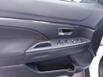 Mitsubishi ASX I SUV Facelifting 2015 1.6 DI-D 114KM 2016 Mitsubishi ASX 1.6 HDI 4WD Intense, zdjęcie 15