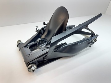 РЫЧАГ КОЛЕСА ОСИ РЫЧАГА ЗАДНЕГО КОЛЕСА YAMAHA MT09 25R