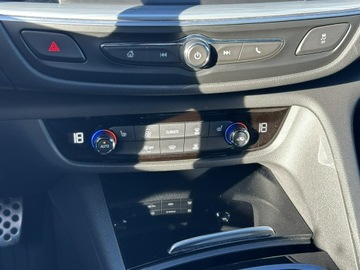 Opel Insignia II Grand Sport Facelifting 2.0 Diesel 174KM 2022 Opel Insignia 2.0 CDTi 174KM 2022r bogata wersja, zdjęcie 21