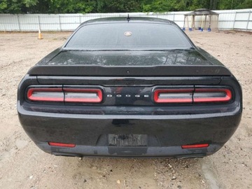 Dodge Challenger III 2022 Dodge Challenger RT Scat Pack 2022 6.4l 6.4 Benzyna 485KM, zdjęcie 2