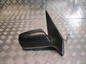 ZRCÁTKO PRAVÉ DAIHATSU YRV