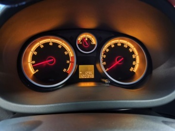 Opel Corsa E Hatchback 3d 1.4 Turbo 100KM 2014 Opel Corsa 1.4 Benzyna 101KM, Autoklima, Grzane fotele, zdjęcie 16