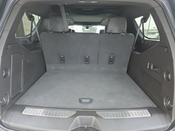 Chevrolet Suburban GMT900 2021 Chevrolet Suburban Premier 1LZ 2021 5.3 Benzyna 355KM, zdjęcie 4