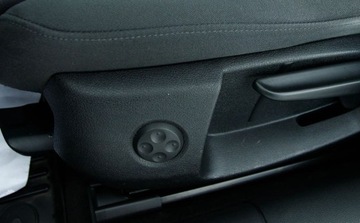 Audi A4 B8 Limousine 2.0 TFSI 180KM 2010 Audi A4 Limousine 2.0T 180KM Sedan cliamtronic Bixenon LED Grzane fotele, zdjęcie 26