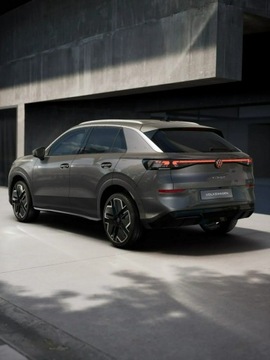 Volkswagen T-Roc I 2026 Volkswagen T-Roc Wersja R-Line 1.5 eTSI 150 KM DSG, zdjęcie 11