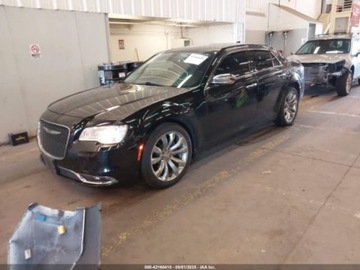 Chrysler 300C II 2019 Chrysler 300 Limited 2019 3.6l 3.6 Benzyna 292KM, zdjęcie 1