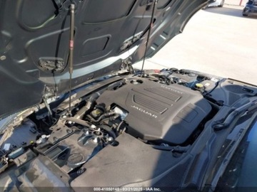 Jaguar F-Type Kabriolet R Facelifting 5.0 V8 575KM 2021 Jaguar F-Type Jaguar F-Type R 4x4, od ubezpieczalni 5.0 Benzyna 575KM, zdjęcie 12