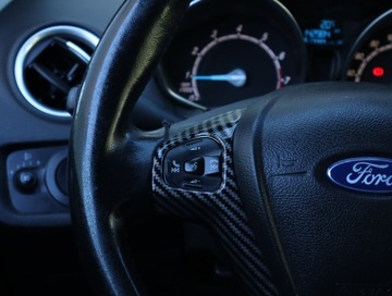 Ford Fiesta VII Hatchback 3d Facelifting 1.0 EcoBoost 125KM 2013 Ford Fiesta 1.0 EcoBoost, Serwis ASO, Klima, zdjęcie 17