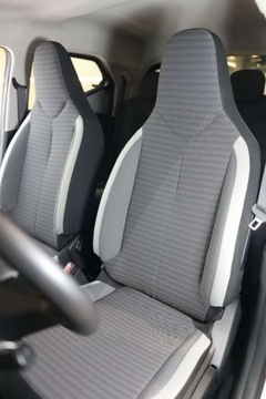 Toyota Aygo II Hatchback 3d Facelifting 1.0 VVT-i 72KM 2019 Toyota Aygo 1.0 VVT-i X-play czujniki parkowania Benzyna 72KM, zdjęcie 7