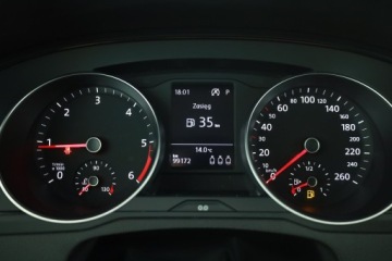 Volkswagen Passat B8 Variant Facelifting 2.0 TDI SCR 150KM 2021 VW Passat 2.0 TDI, Salon Polska, 1. Właściciel, zdjęcie 7