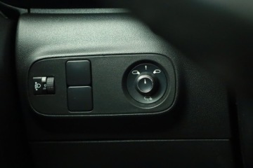 Citroen C3 III Hatchback Facelifting 1.2 PureTech 83KM 2020 Citroen C3 1.2 PureTech, Salon Polska, zdjęcie 14