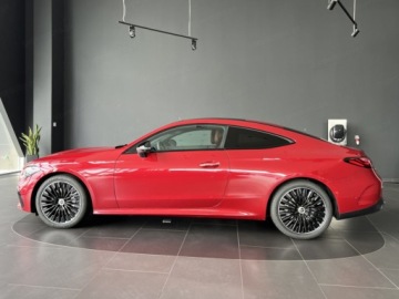 Mercedes CLE Coupe 2.0 300 258KM 2026 MERCEDES-BENZ CLE 300 4-Matic AMG Line 2.0 (258KM) 2026, zdjęcie 2