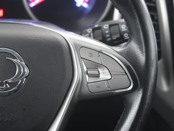  SsangYong Tivoli 1.6 e-XDi, Navi, Klima, Tempomat, zdjęcie 18