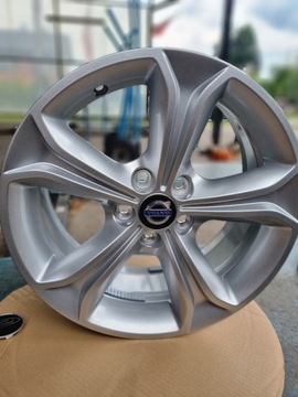 ALU RÁFKY 17" FORD VOLVO LAND ROVER 5X108 ET 45