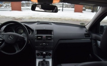 Mercedes Klasa C W204 Limuzyna 1.8 180 CGI BlueEFFICIENCY 156KM 2010 Mercedes-Benz Klasa C 1.8B Automat 2KPL KOL PDC Hak Oryginal Lakier Sprowa, zdjęcie 15