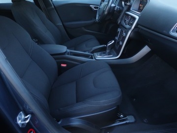 Volvo S40 II 2017 Volvo V40 2.0 D2, Automat, Navi, Klima, Tempomat, zdjęcie 8