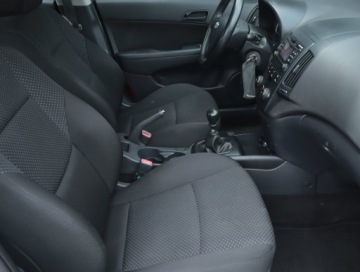 Hyundai i30 I Hatchback 1.4 109KM 2009 Hyundai i30 1.4 CVVT, Salon Polska, GAZ, Klima, zdjęcie 8