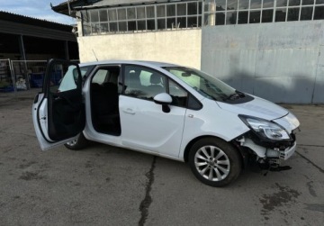 Opel Meriva II Mikrovan Facelifting 1.4 Turbo ECOTEC 120KM 2015 Opel Meriva 1.4T Benzyna Maly Przebieg AUTOMATYCZNA SKRZYNIA 1.4 120KM, zdjęcie 7