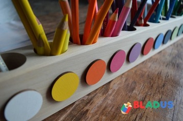 Sorter na kredki OZNACZENIA Z DWÓCH STRON 12 kolor