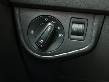 Volkswagen Polo VI Hatchback 5d Facelifting 1.0 TSI 95KM 2022 VW Polo 1.0 TSI, Salon Polska, 1. Właściciel, zdjęcie 17