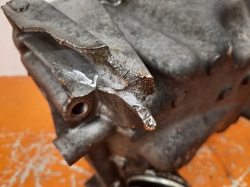 NISSAN PATHFINDER R50 99-04 VANA OLEJ 1HKA006 VQ35DE