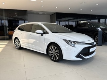 Toyota Corolla XII TS Kombi Facelifting 2.0 Hybrid Dynamic Force 196KM 2022 Toyota Corolla Comfort + Tech + Style / LED / Podg, zdjęcie 4