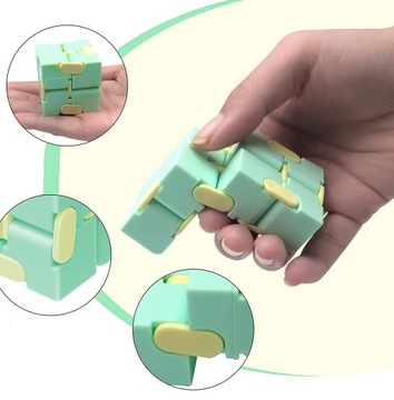 ИГРУШКА-АНТИСТРЕСС INFINITY CUBE FIDGET кубик пастельных тонов