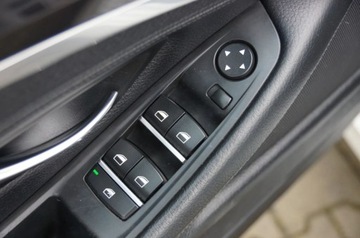 BMW Seria 5 F10-F11 Limuzyna 520d 184KM 2014 BMW Seria 5 2.0 Diesel 184 KM, 4x4, Automat, Lift, Skora, Biksneon, Hak, G, zdjęcie 25