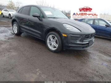 Porsche Macan 2023 Porsche Macan 2023r., 4x4, 2.0L 2.0 Benzyna 261KM