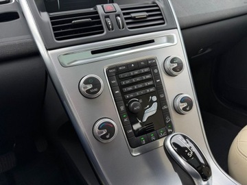Volvo XC60 I SUV Facelifting 2.4 D4 190KM 2016 Volvo XC 60 AWD Czujniki parkowania pt nawigacja aktywny tempomat, zdjęcie 25