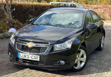 Chevrolet Cruze Sedan 1.8 16V DOHC 141KM 2011 Chevrolet Cruze 1,8 141KM Climatronic PDC Bezwypadkowy Serwis ASO 1.8, zdjęcie 35