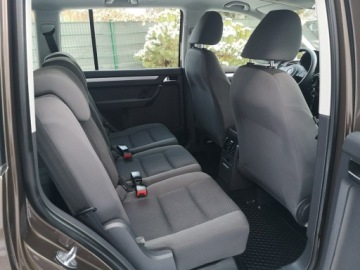 Volkswagen Touran II 1.6 TDI 105KM 2011 Volkswagen Touran 1.6 TDI 105KM Klimatronic, zdjęcie 18