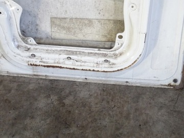 ДВЕРЬ ПРАВАЯ ПЕРЕДНЯЯ ПРАВАЯ L902 VW TRANSPORTER T5