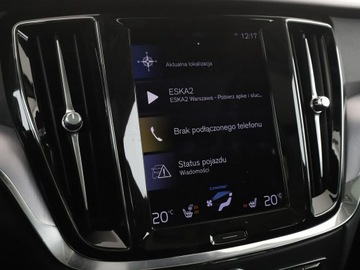 Volvo V60 II  Kombi Plug-in 2.0 T6 Plug-In Hybrid 341KM 2020 Volvo V60 Inscription Expression PHEV AWD T6, zdjęcie 22