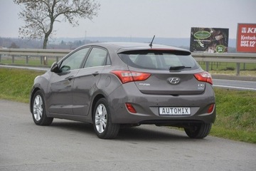 Hyundai i30 II Hatchback 5d 1.4 MPI 100KM 2012 Hyundai i30 1.4 MPI Benzyna gwarancja przebiegu, zdjęcie 5