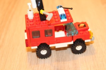 LEGO CITY TOWN АВТОМОБИЛЬНАЯ ПОЖАРНАЯ ДЕПАРТАМЕНТ 6643-2
