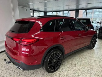 Mercedes GLC C254/X254 Coupe 2.0 300 258KM 2025 MERCEDES-BENZ GLC 300 4-Matic AMG Line 2.0 (258KM) 2025, zdjęcie 4