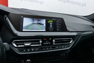 BMW Seria 2 G42-U06 Gran Coupe 1.5 216d 116KM 2023 Od ręki - BMW Seria 2 216d Sport aut Sedan 1.5 116KM 2023, zdjęcie 16